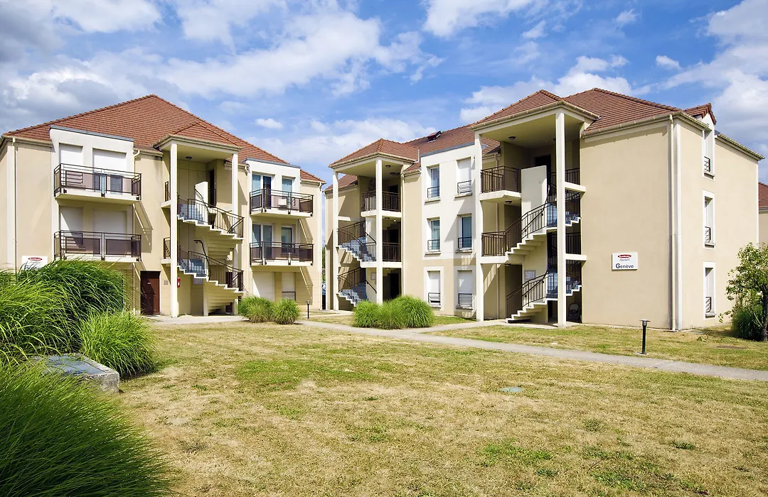 Zenitude Hotel Residences Roissy Village-1