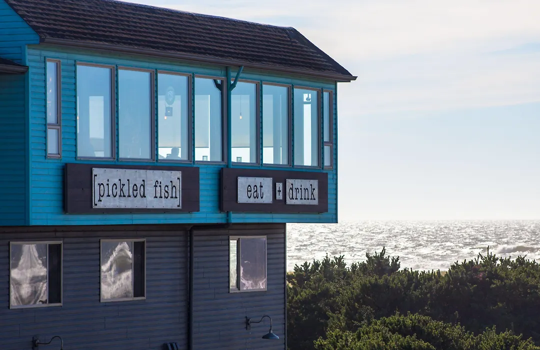 Adrift Hotel-1
