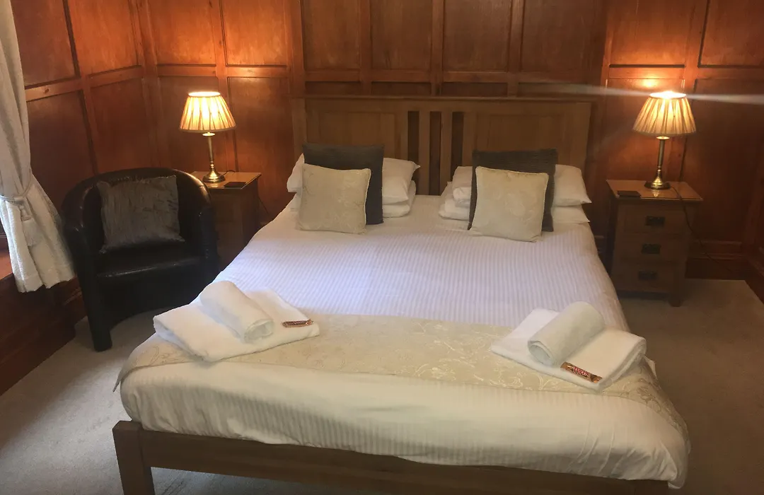 Lugo Rock Guest House-1