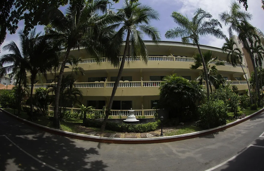 Twin Palms Resort Pattaya, SHA Extra Plus Certified-1