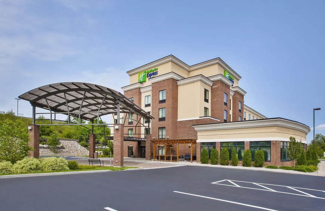 Holiday Inn Express & Suites Geneva Finger Lakes By Ihg-1