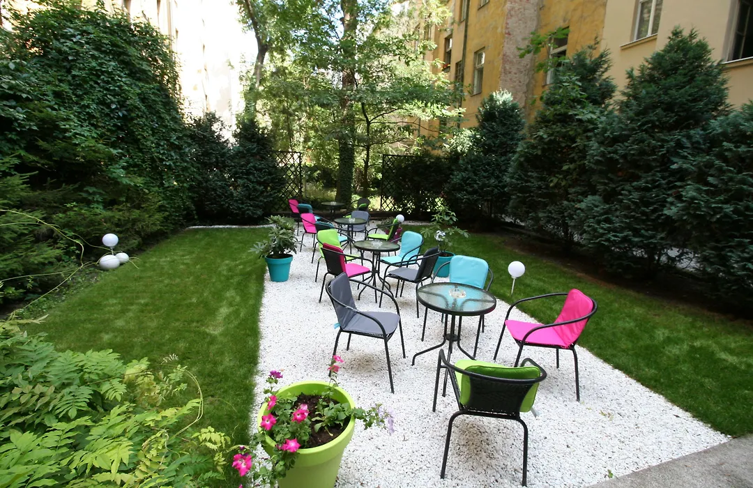 Anette Hotel-1