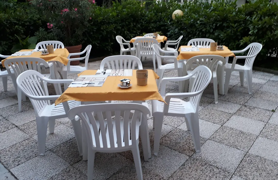 Hotel Carancini-1