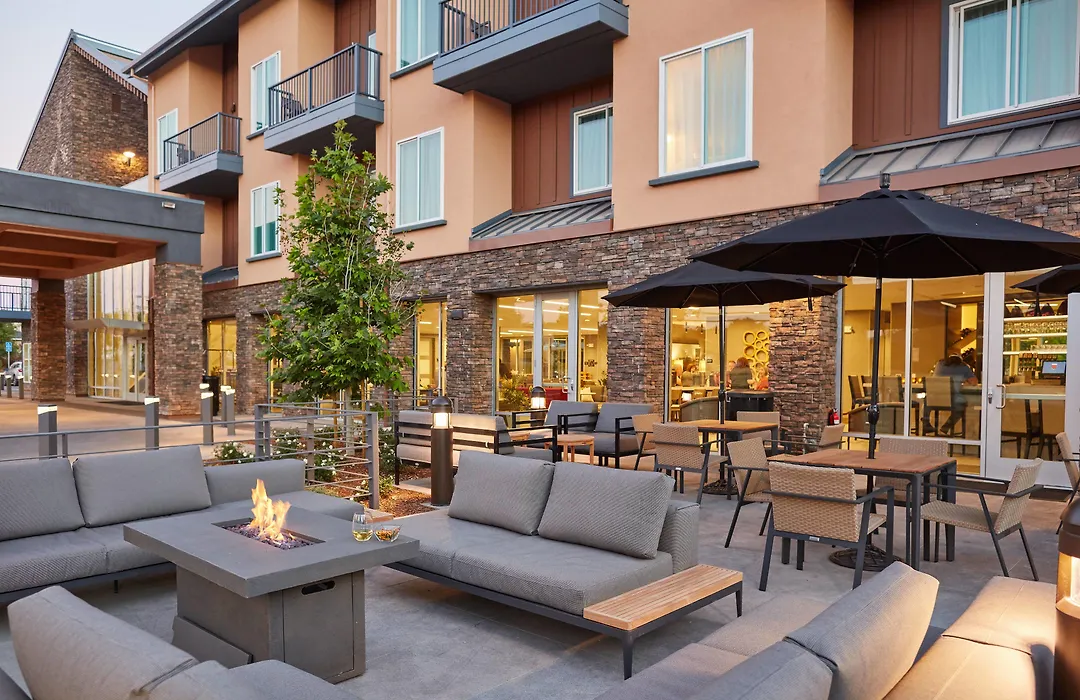 Hotel Trio Healdsburg-1