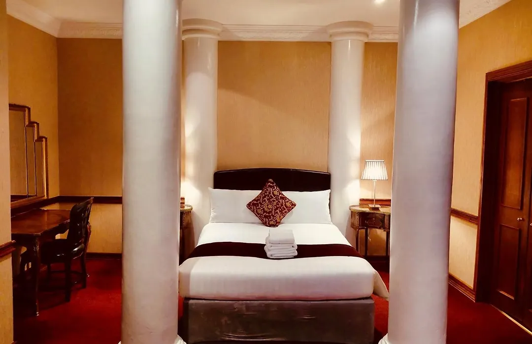 Russell Court Hotel-1
