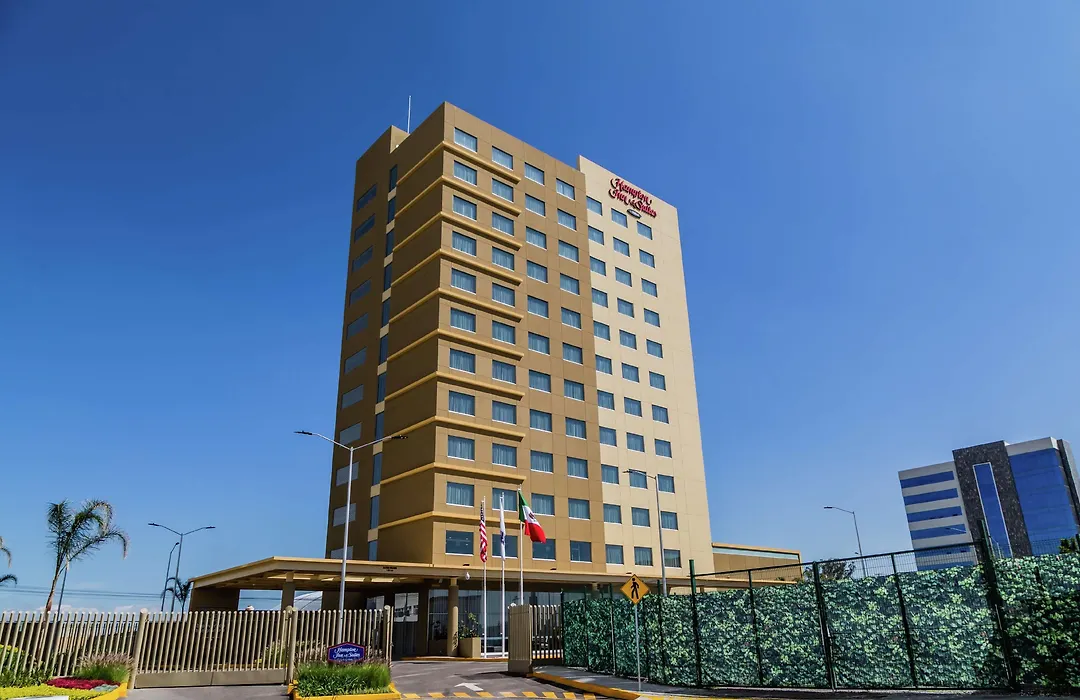 Hampton Inn & Suites By Hilton Puebla-1