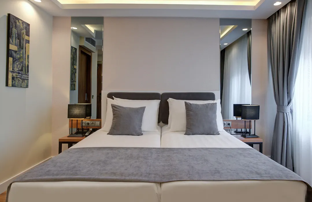 Depiero Hotel Karakoey-1