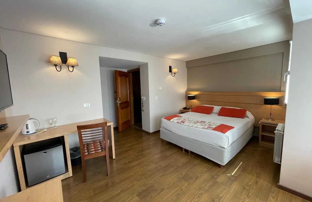 Hotel Ayres Del Nahuel-1