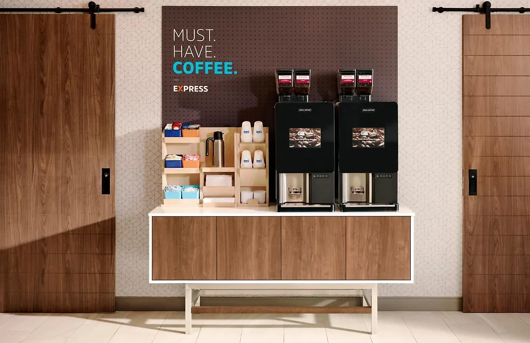 Holiday Inn Express Hotel & Suites Knoxville By Ihg-1