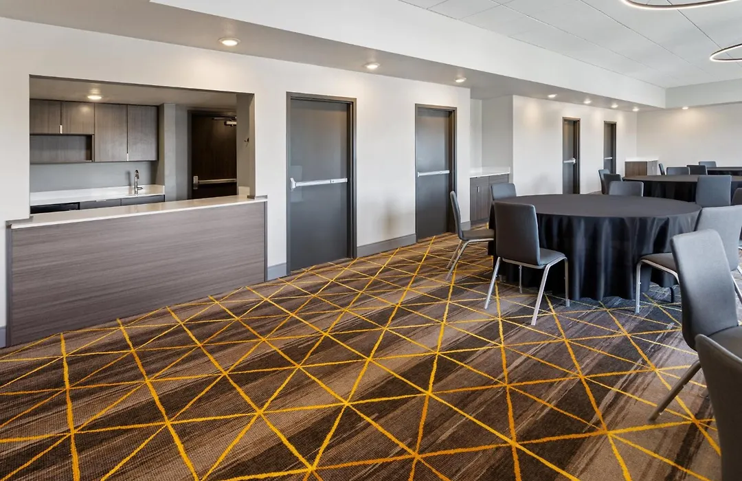 Holiday Inn & Suites Columbia Ne - Ft Jackson Area By Ihg-1