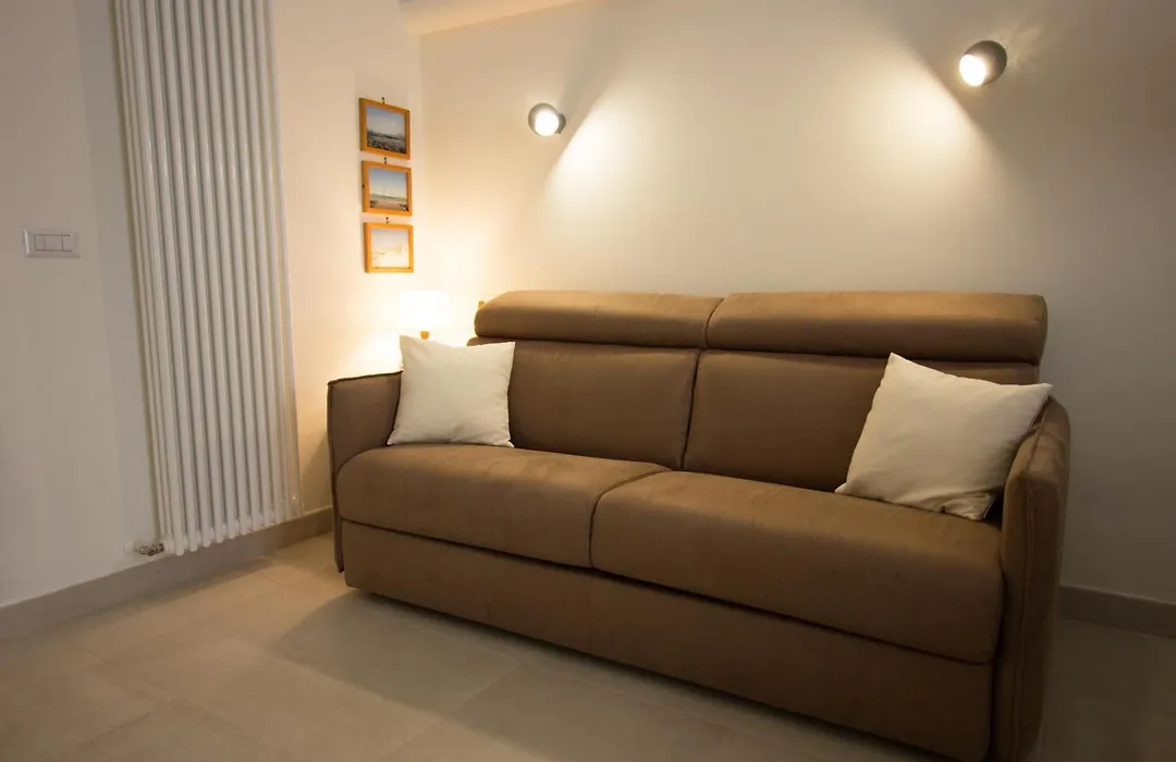Ai Sottani B&B Deluxe Suite-1