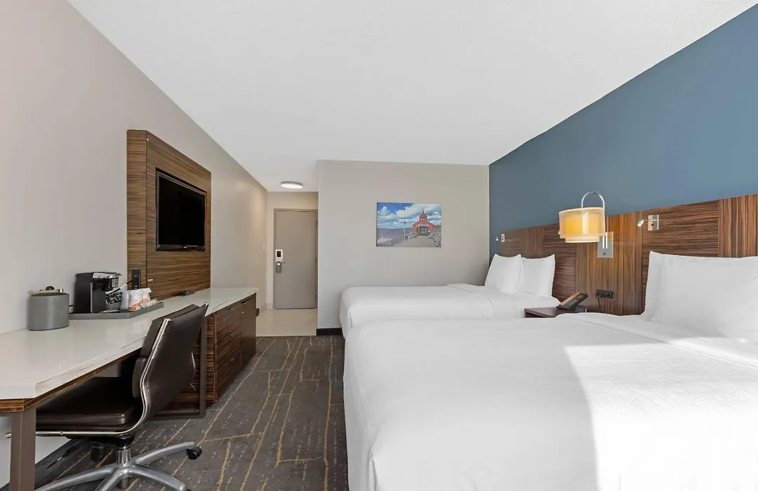 The Lux Hotel & Conference Center, An Ascend Collection Hotel-1