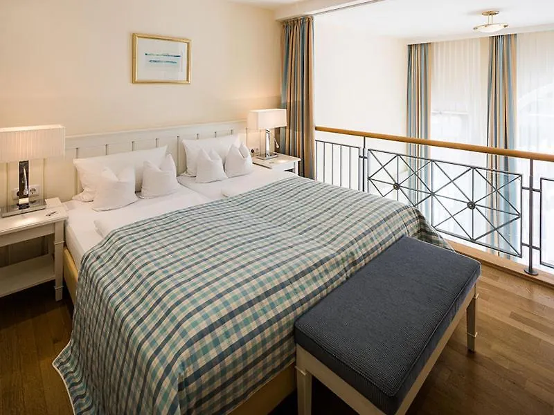 Strandhotel Kurhaus Juist-1