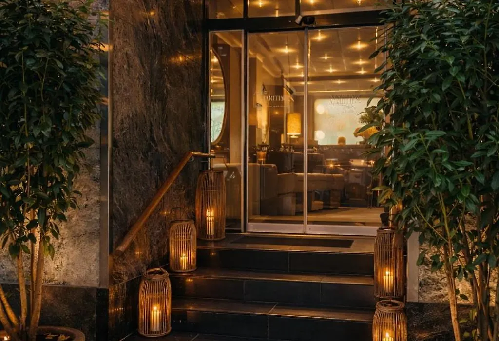 Hotel Maritime-1