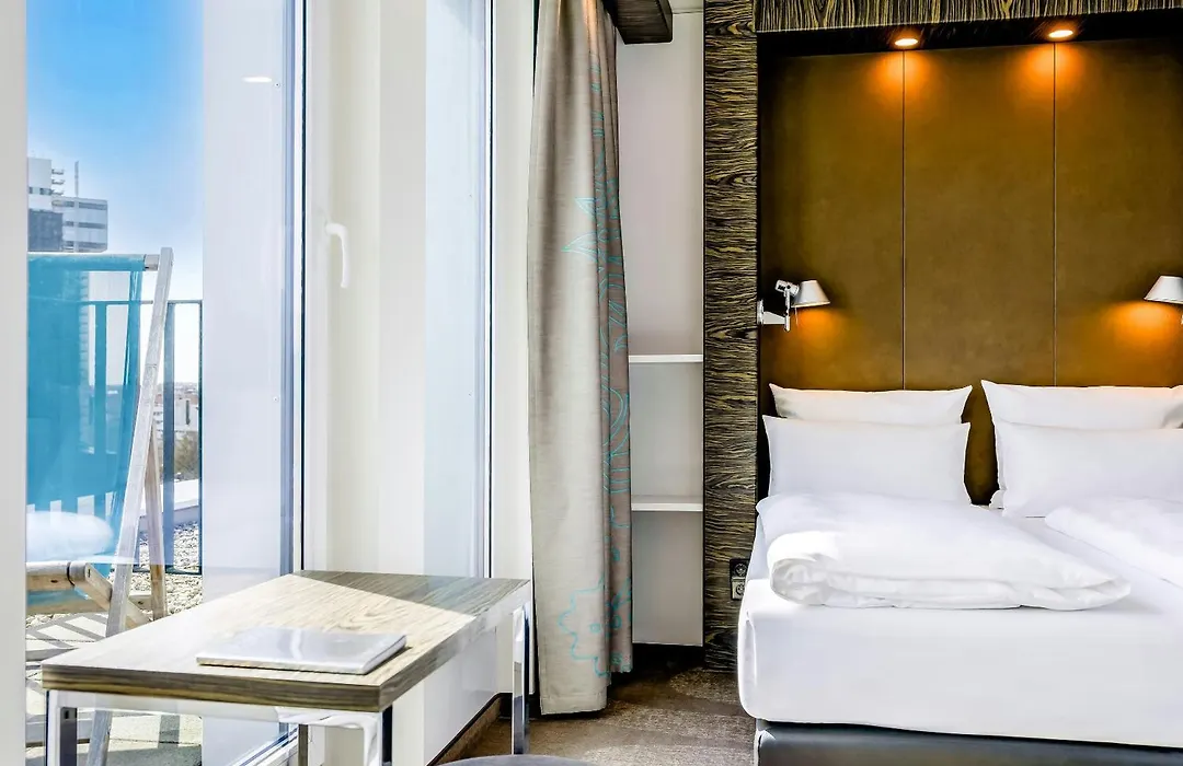 Motel One Berlin-Tiergarten-1