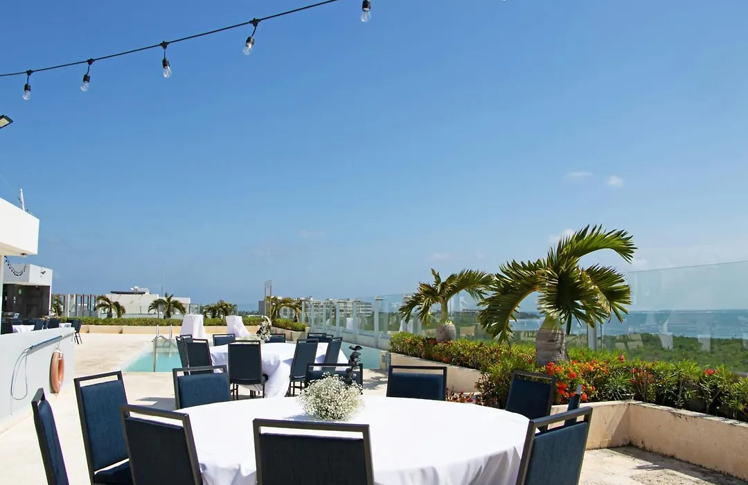 Residence Inn By Marriott Cancun Hotel Zone-1