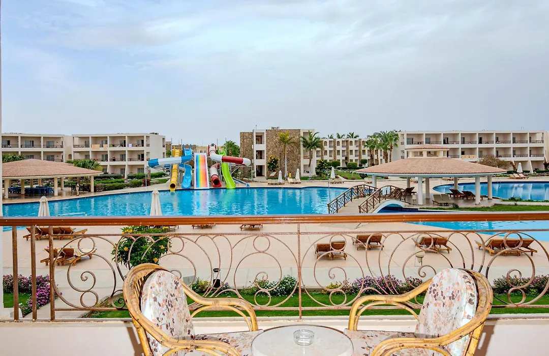 Royal Brayka Beach Resort-1