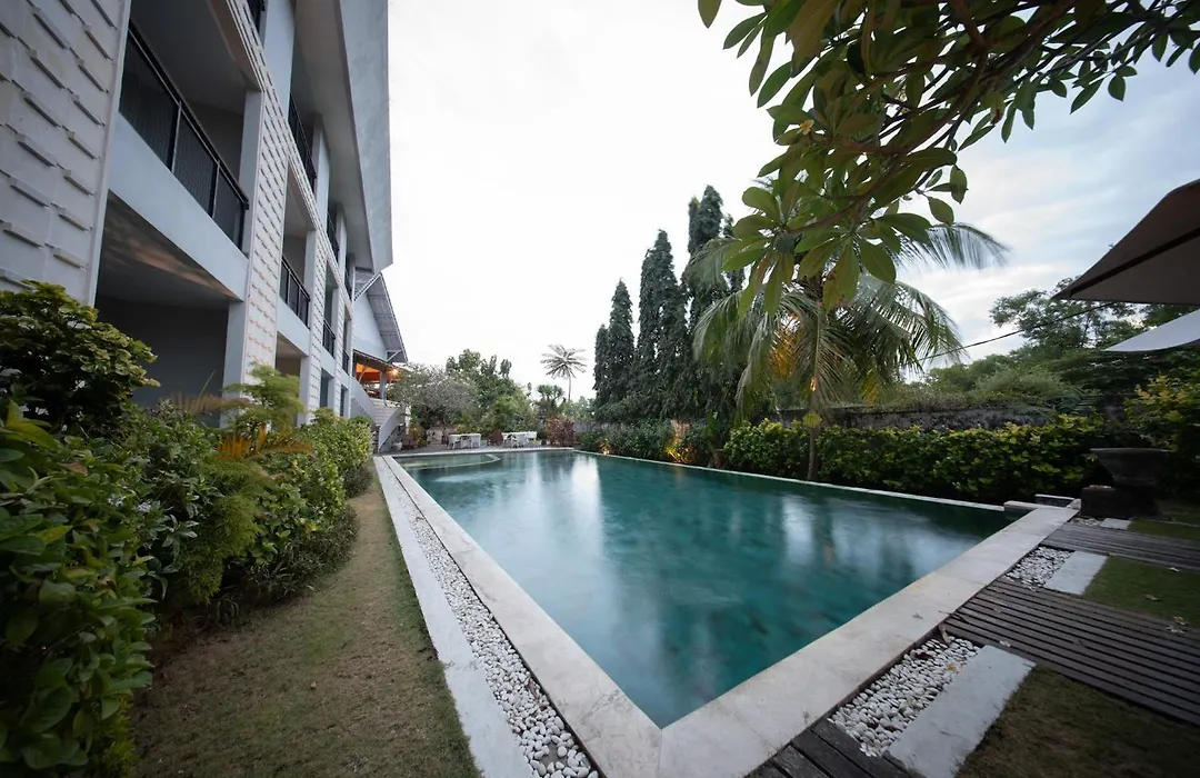 Padang Padang Inn-1
