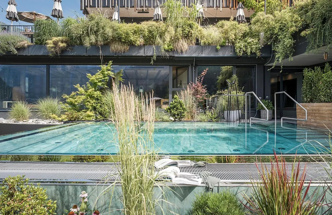 Coolnest-1