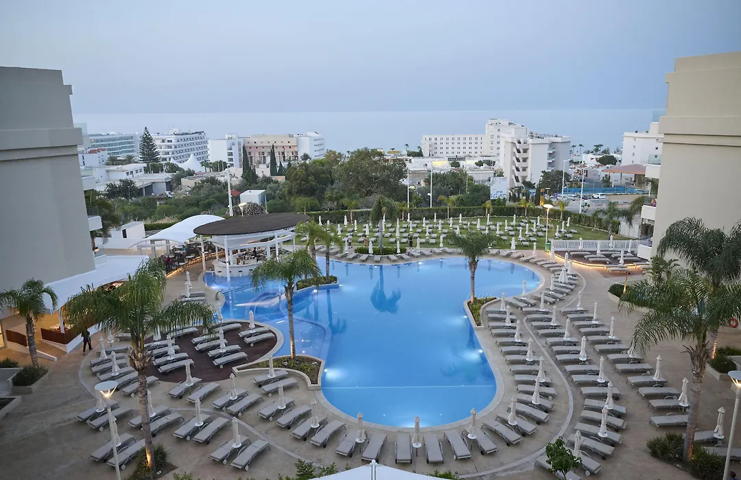 Sunrise Oasis Hotel & Waterpark-1