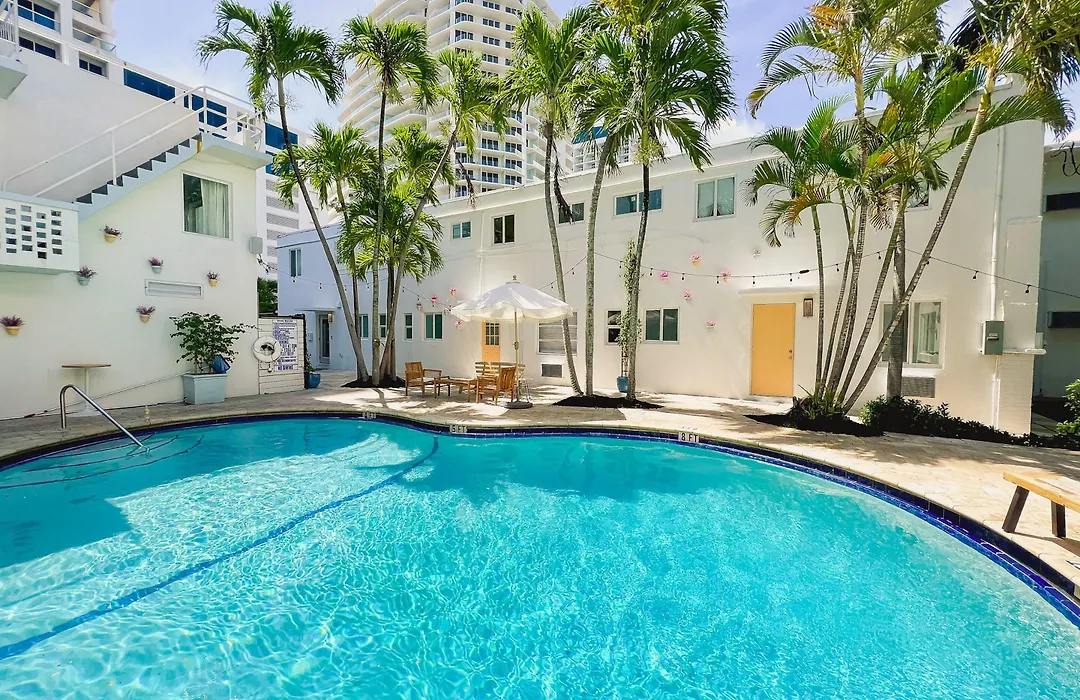 North Beach Hotel-1