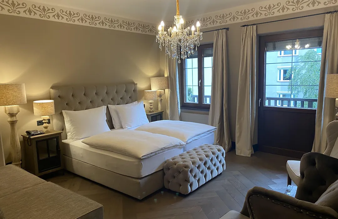 Boutiquehotel Weisses Roessl-1