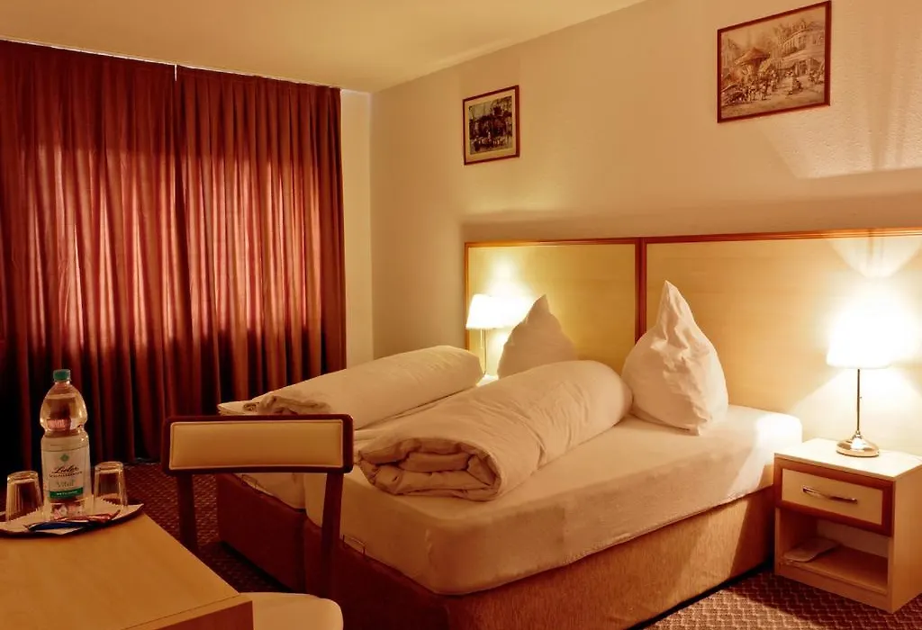 Hotel Ganita Weil am Rhein-1