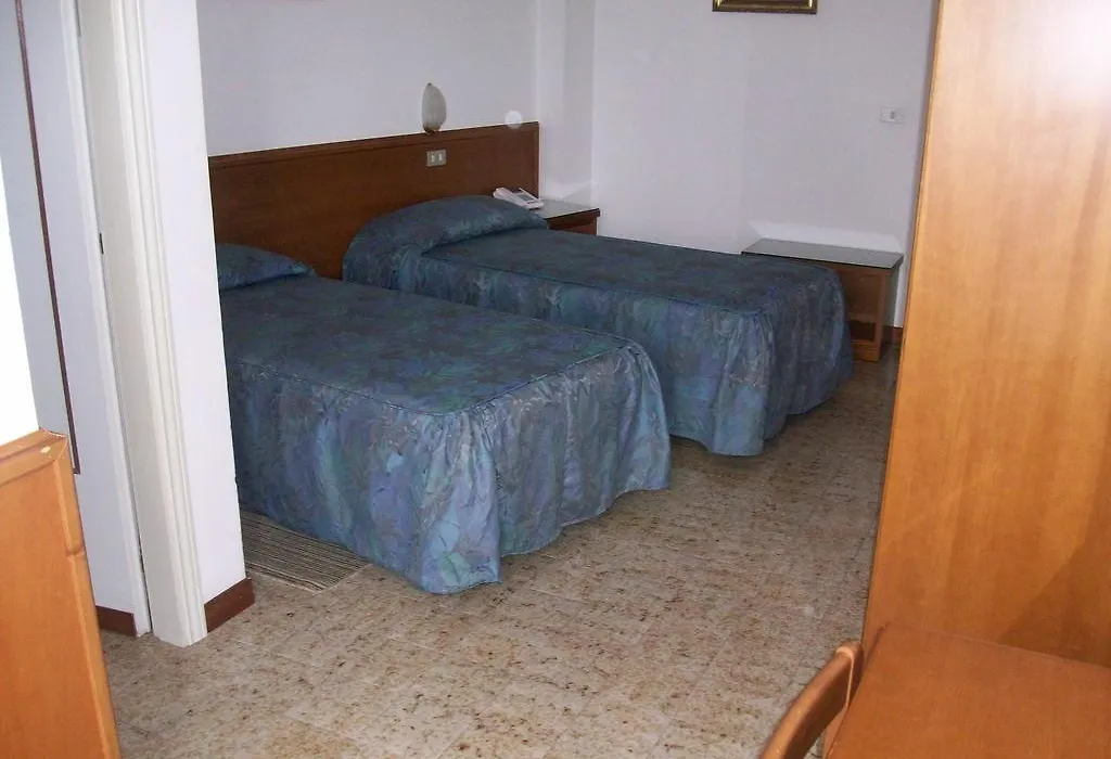 Hotel Santorotto-1