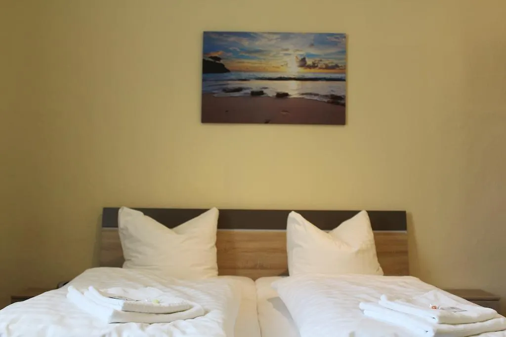 Hotel Am Park-1