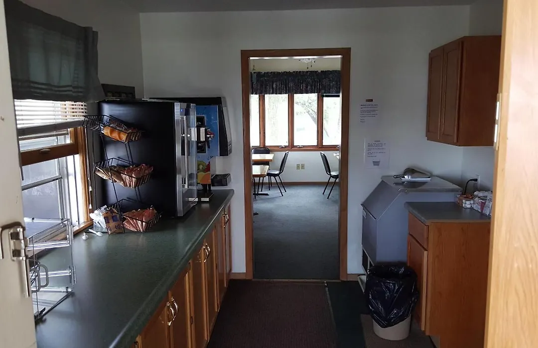 Budget Host Inn-1