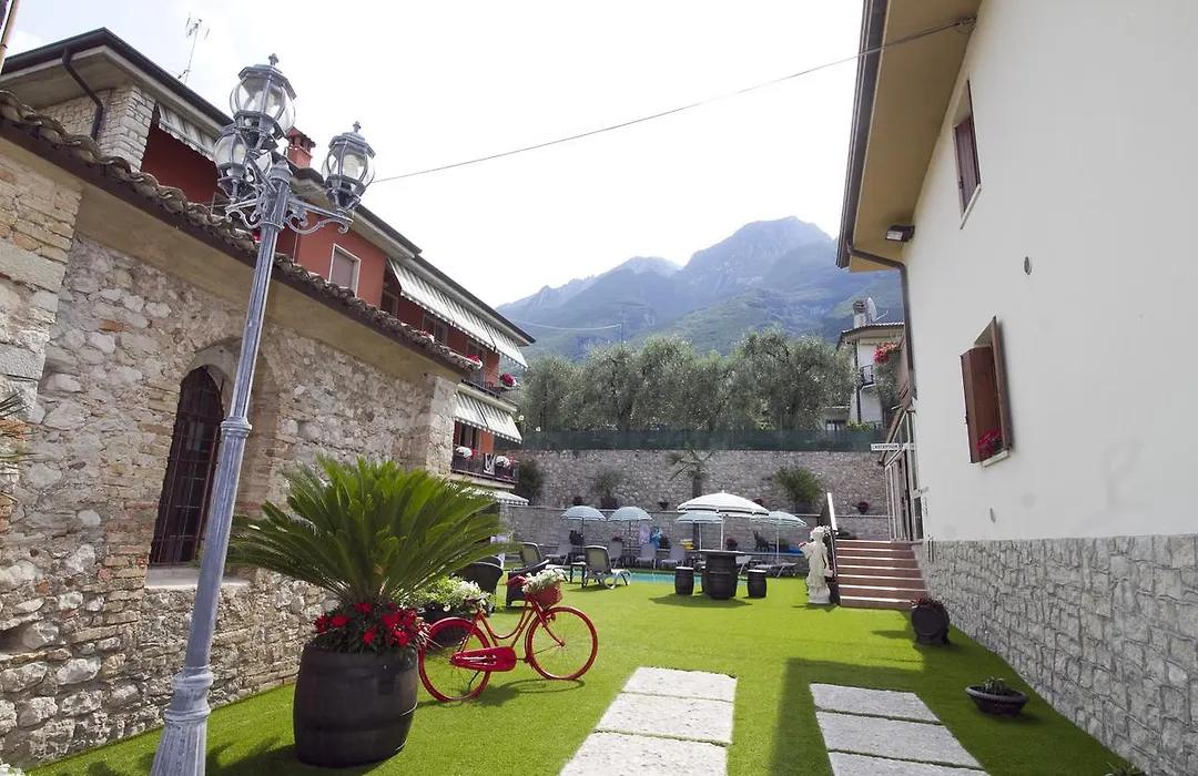 Albergo Casa Este-1