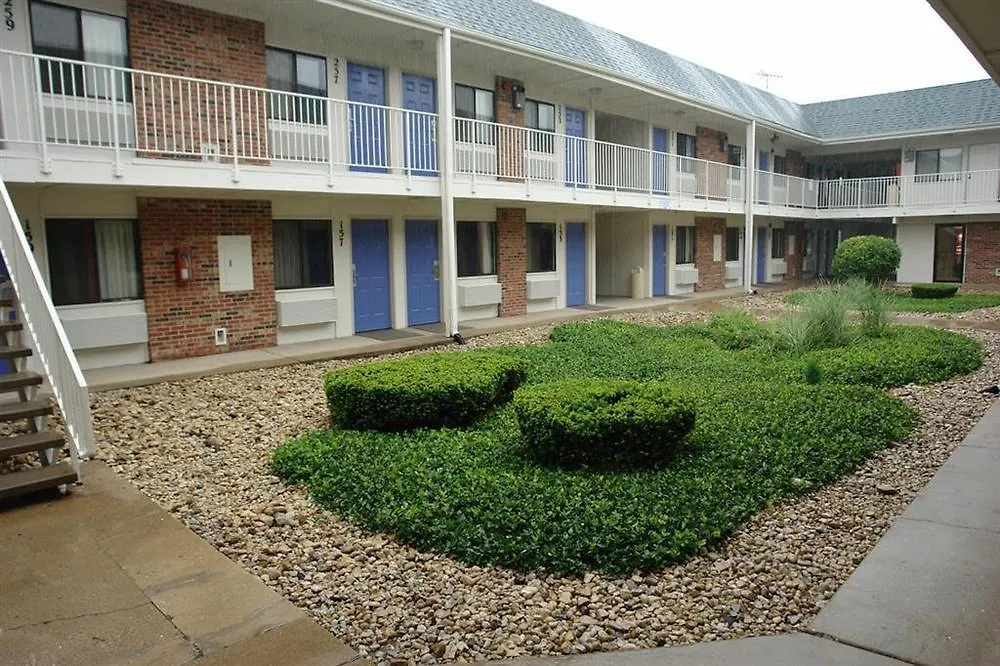 Motel 6 Chicago - Elk Grove-1