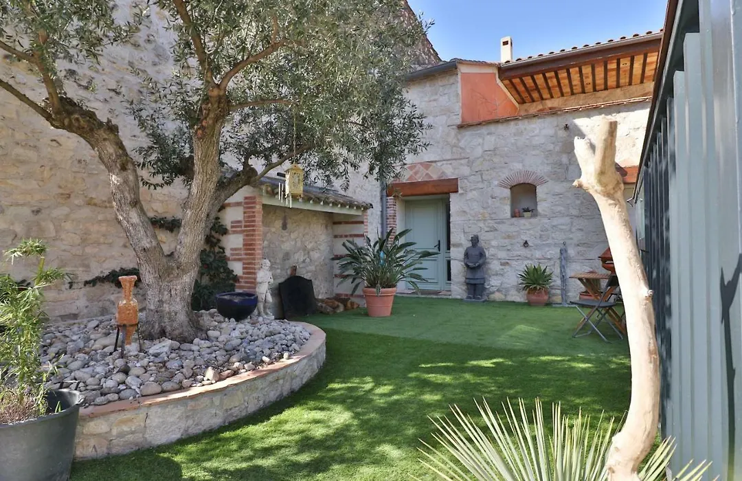 VILLA ARTEMIA Maison vigneronne - chambre d hôtes-B&B-piscine-climatisation-1