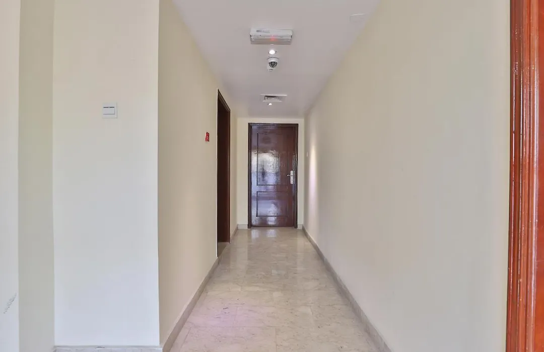 Oyo 366 Waves Hotel-1