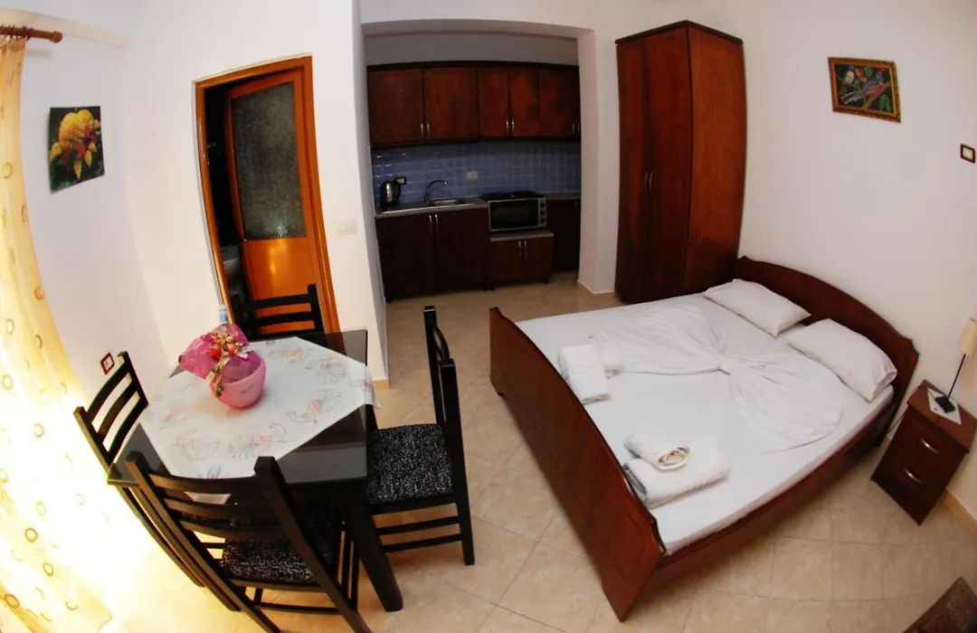 Hotel Erioni-1