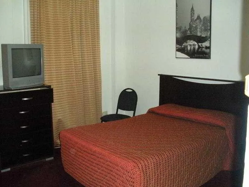 Latham Hotel-1