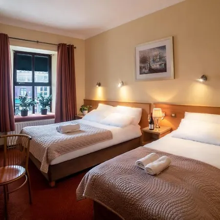 Holiday Hotel-2