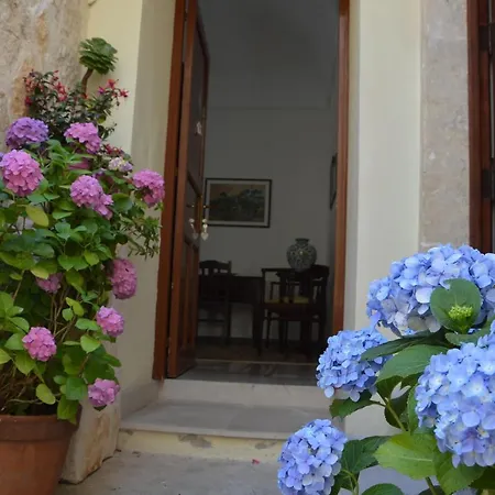 B&B Al cortiletto Modica centro-2