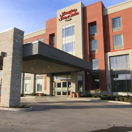 Hampton Inn & Suites Airdrie-2