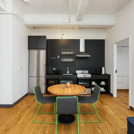 Placemakr Wall Street-3