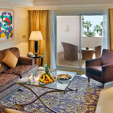 L' Amphitrite Palace Beach Resort & Spa-3