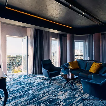 Tapis Rouge Design Boutique Hotel-3