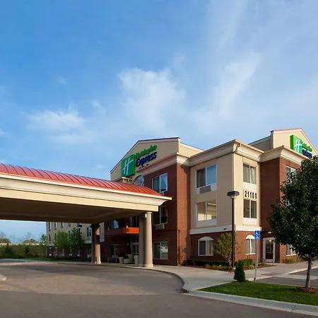 Holiday Inn Express & Suites Detroit - Farmington Hills By Ihg-3