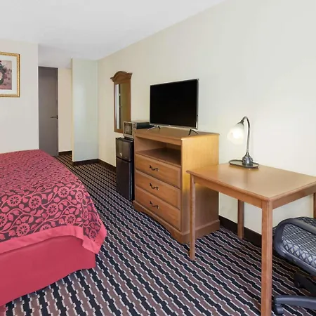 Days Inn By Wyndham Albion-2