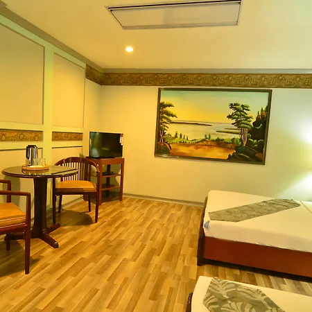 Holiday Plaza Hotel Cebu-2