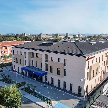 Hampton By Hilton Istanbul Zeytinburnu-3
