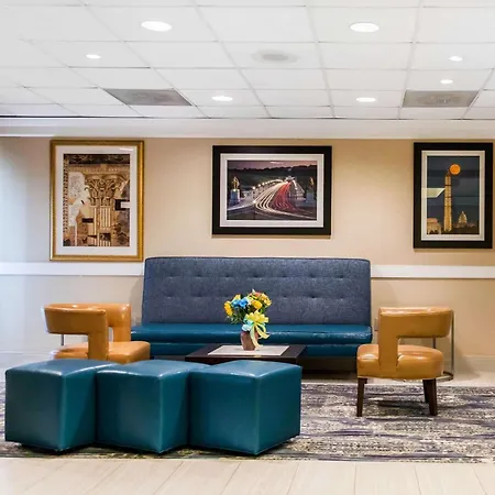 Comfort Inn Pentagon City-2