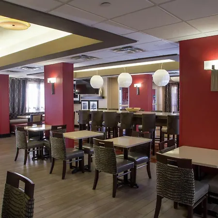 Hampton Inn Oxford-West-3