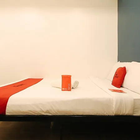 Reddoorz Plus @ San Marcelino Malate-2