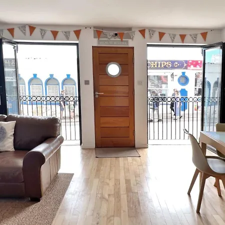 The Beach House Broadstairs-2